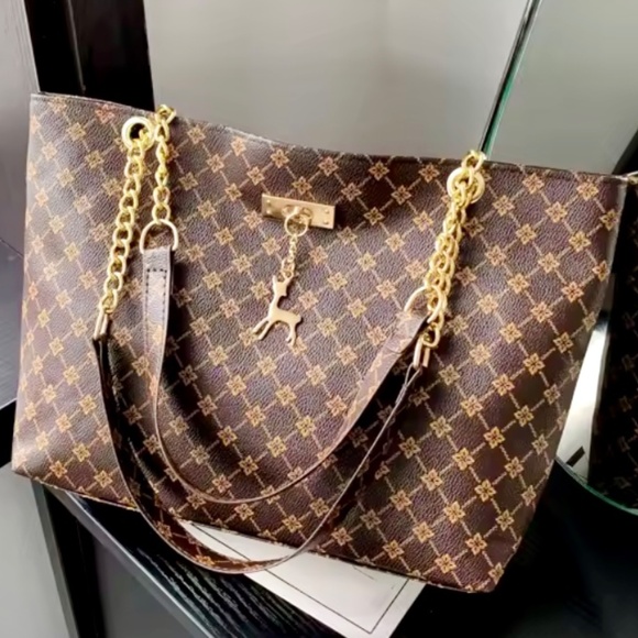 LaRue Chic Monogram Tote Bag - Picture 2 of 4